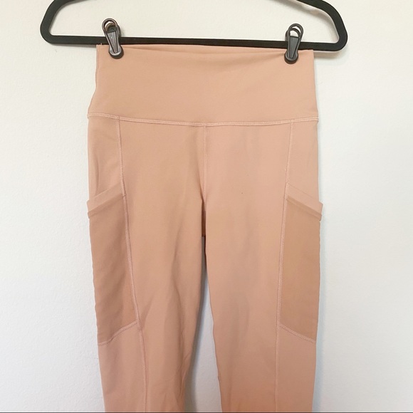 Fabletics Leggings Mia High Waisted Capri Legging With Pocket Size Small NWT - Picture 5 of 11